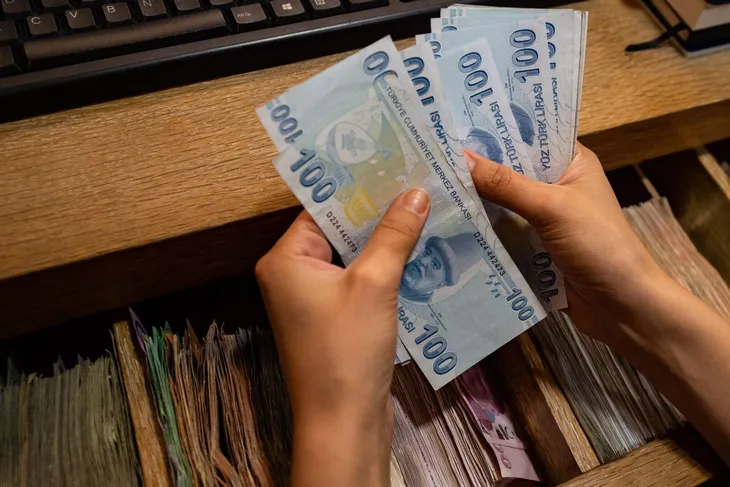 Milyonların gözü yeni yılda