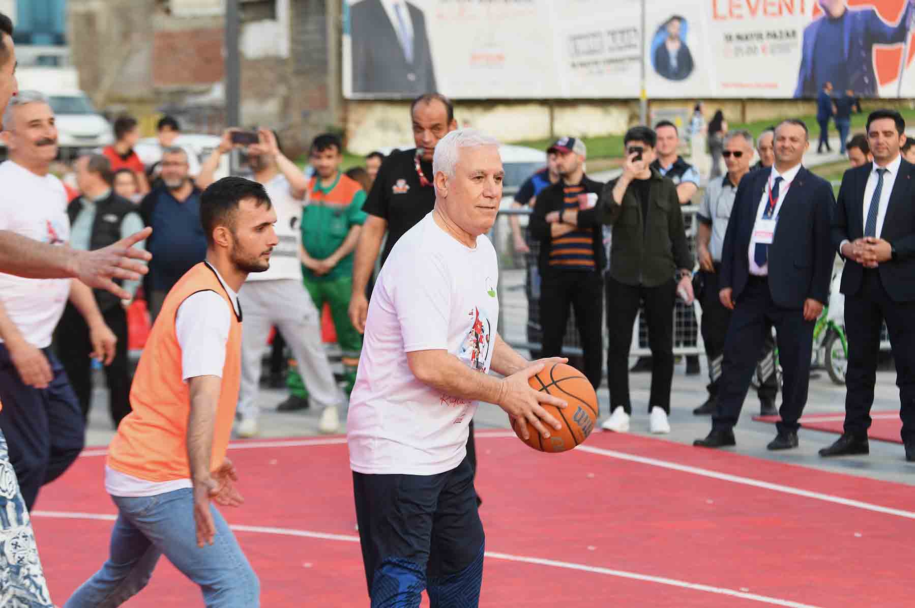 Belediye Başkanları Gençler Için Sahada7