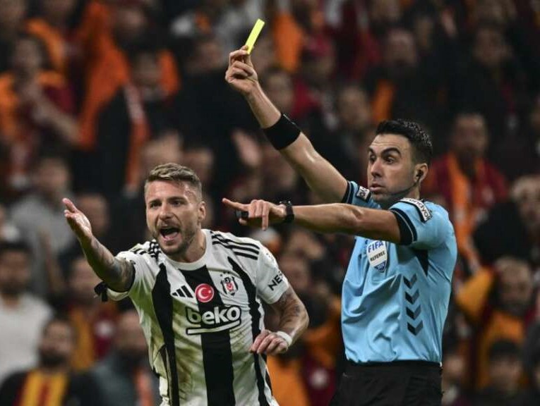 Beşiktaş yönetimi, Galatasaray maçında verdiği