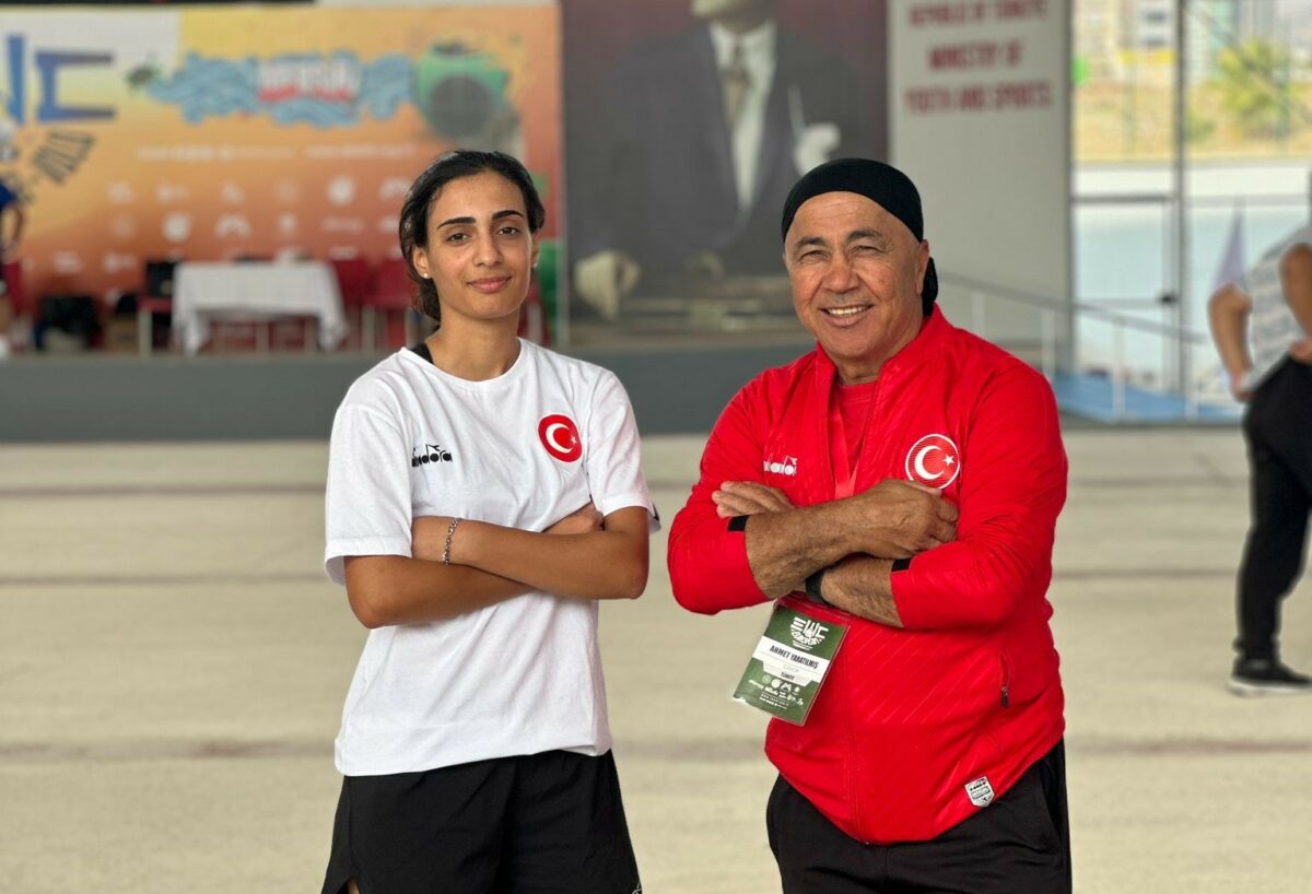 Bursa Büyükşehir Belediyesporlu Mine Türker,