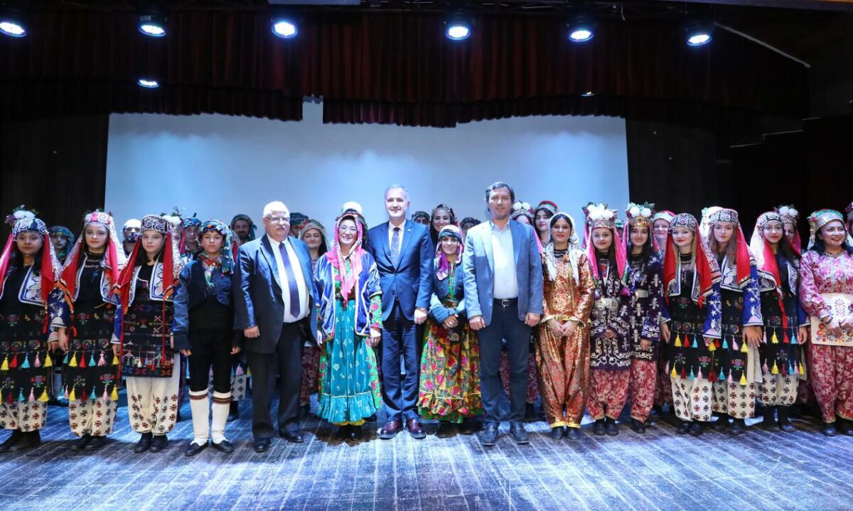 Kardeş şehir protokolü imzalamak