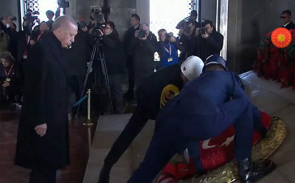 Türkiye Cumhuriyeti’nin kurucusu, ulu önder