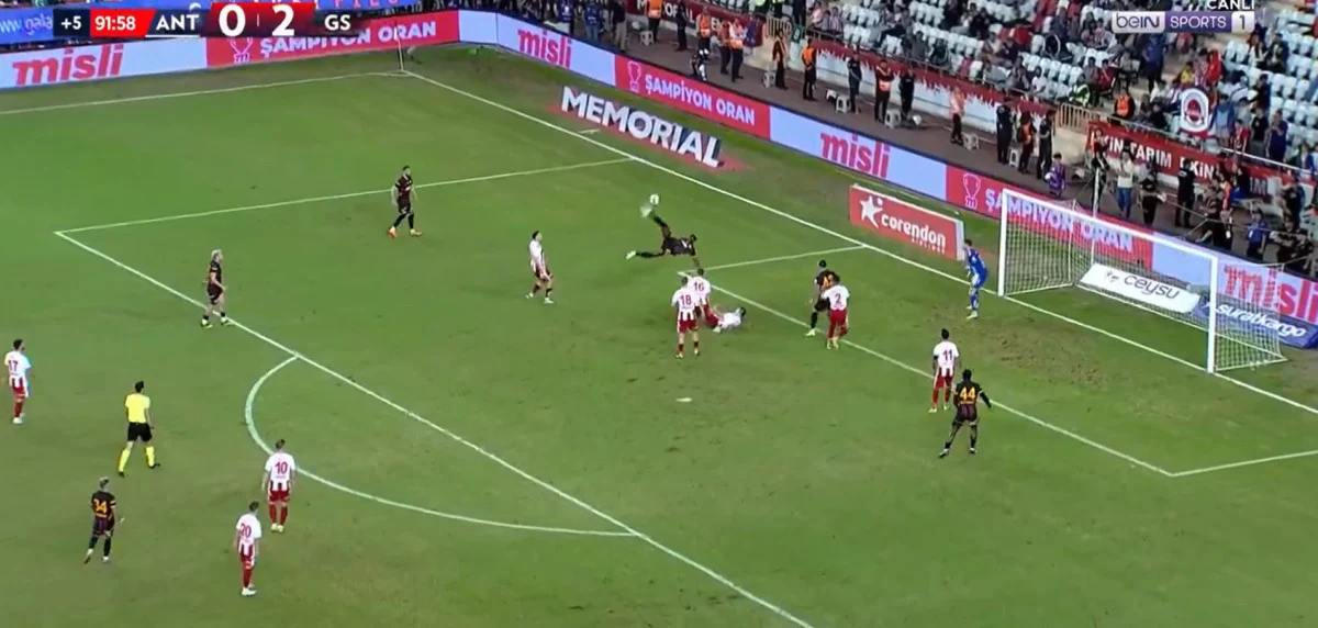 Galatasaray'ın Antalyaspor'u 3-0 mağlup ettiği