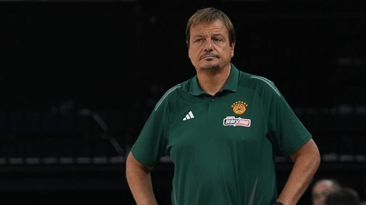 Panathinaikos'un Peristeri ile oynadığı