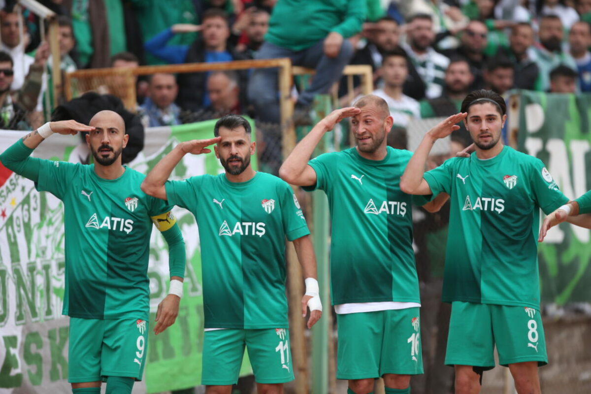 Nesine 3. Lig’te lider Bursaspor,