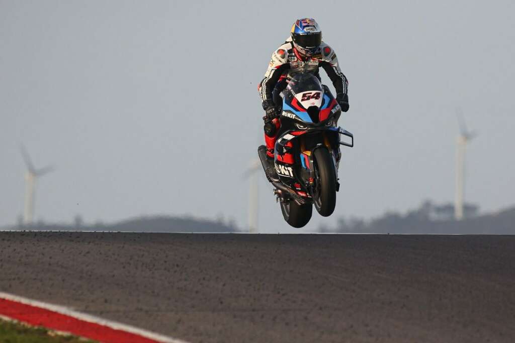 Rüzgarın oğlu ikinci kez Dünya Şampiyonu! İspanya’da düzenlenen Dünya Superbike