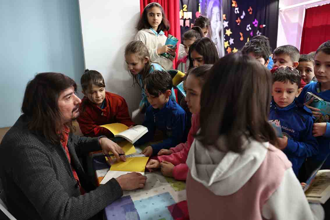 Nilüfer Belediyesi'nin desteklediği yazıevlerinden