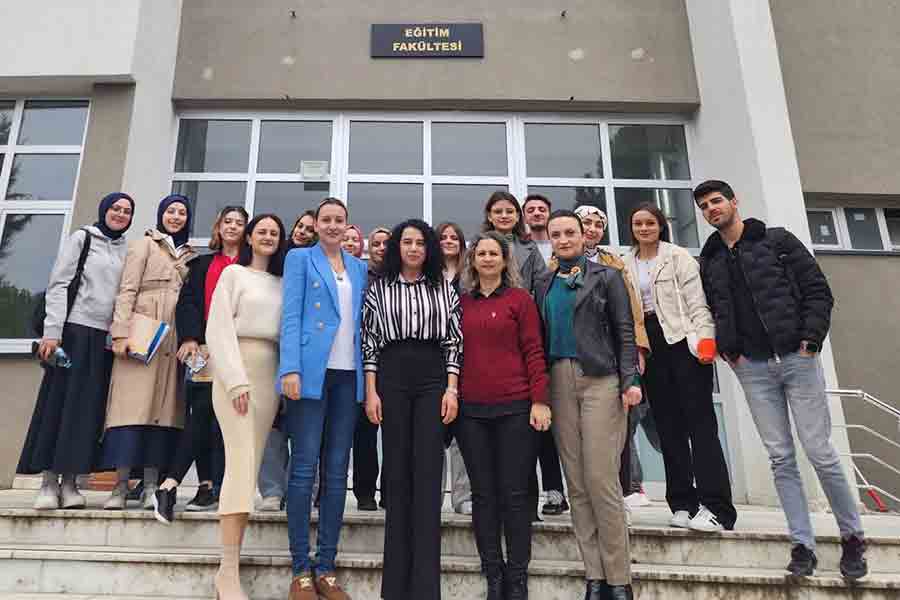 “Bir Çocuk Değişir, Türkiye