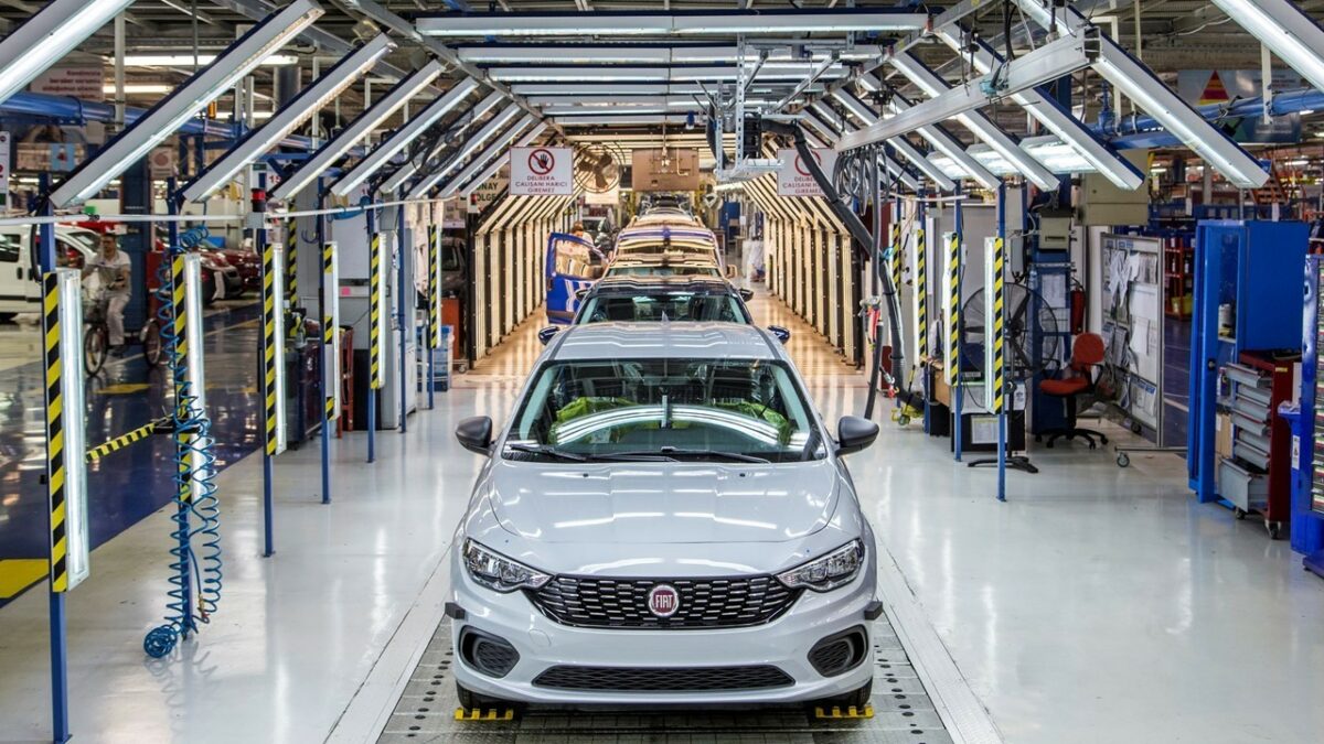 Tofaş Otomobil Fabrikası vites küçülttü