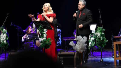 Bursalılar, Zeki Müren’e olan sevgi ve saygısını bir kez daha gösterdi