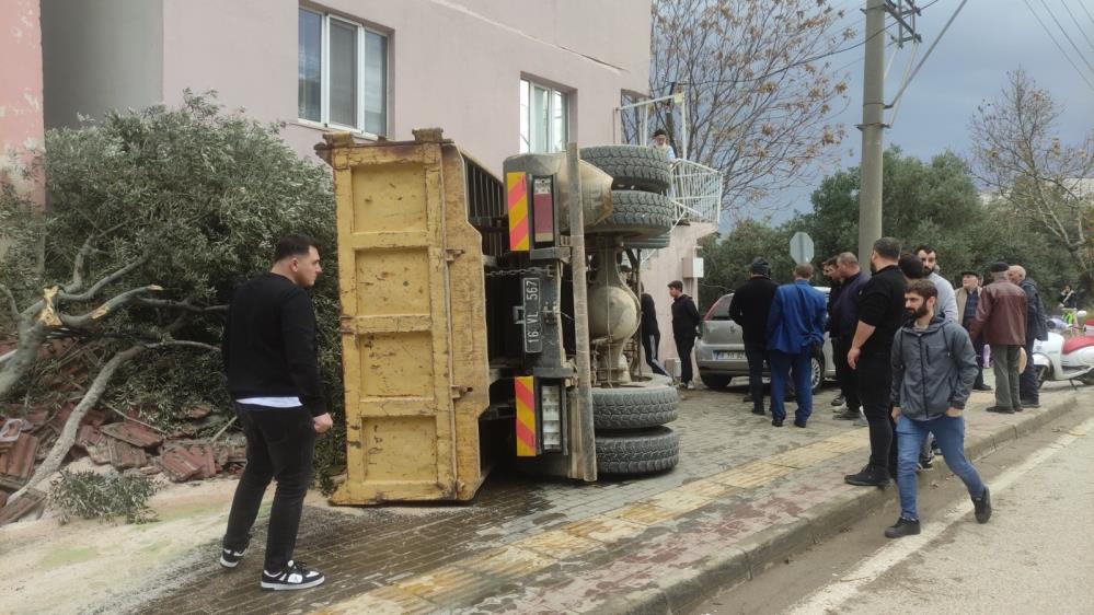 Bursa'nın Orhangazi ilçesinde, içerisinde