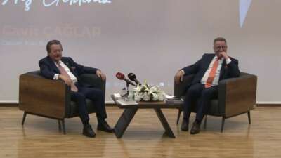 Eski Devlet Bakanı Cavit Çağlar,