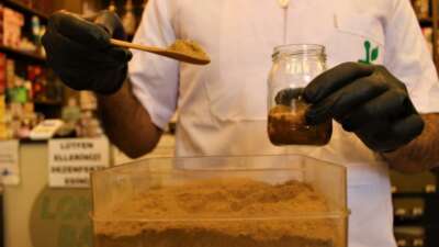 Uzmanından uyarı; Boğaz ağrısına ne iyi gelir?