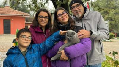 Sokak hayvanlarına kucak açan tesis,