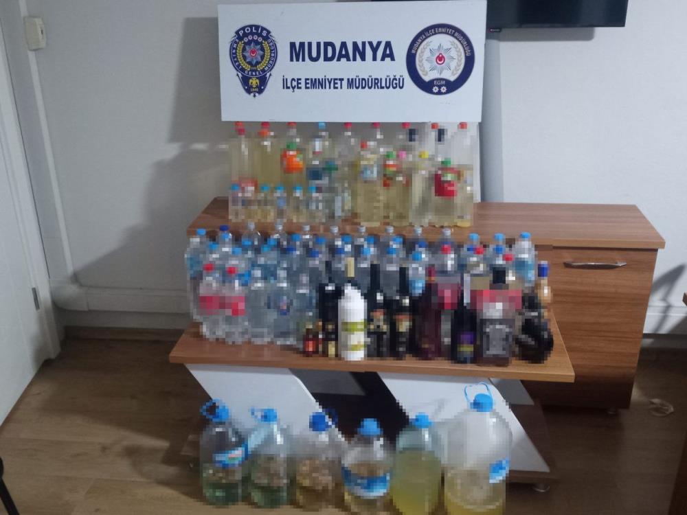 Bursa’da yılbaşı öncesi sahte alkol operasyonu