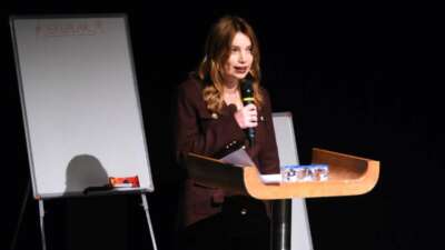 Bursa’da bilginin gücüyle engelleri aştılar