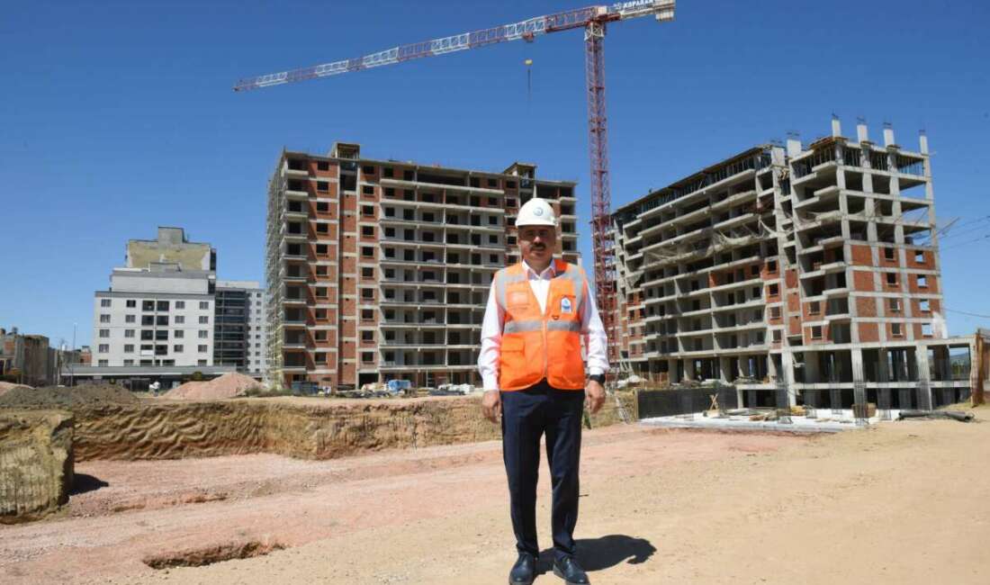 Bambaşka bir Yıldırım; Dönüşüm muhteşem oluyor Yıldırım Belediye Başkanı Oktay