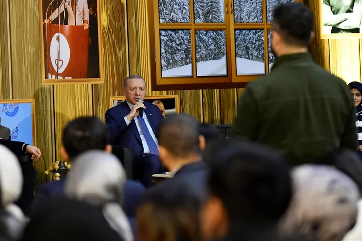 Cumhurbaşkanı Erdoğan’dan gençlik buluşmasında önemli açıklamalar