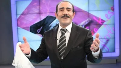 Ünlü türkücüden üzücü haber