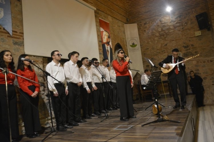 Bu konser diğerlerine hiç benzemiyor; Bursa’da ayakta alkışlandılar