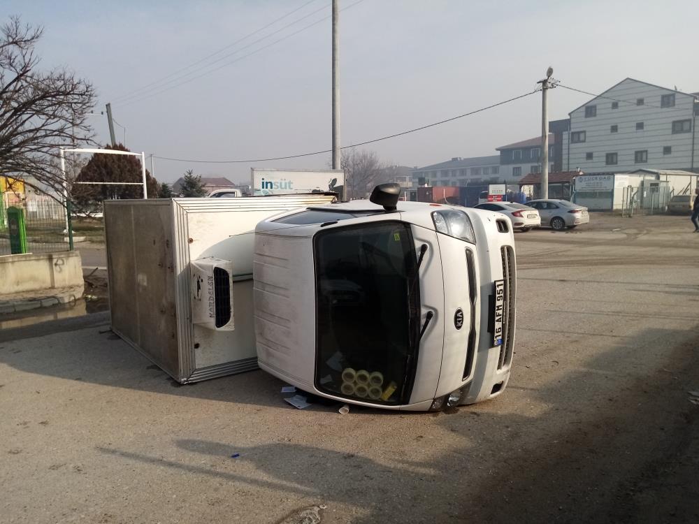 Bursa'nın İnegöl ilçesinde otomobil ile