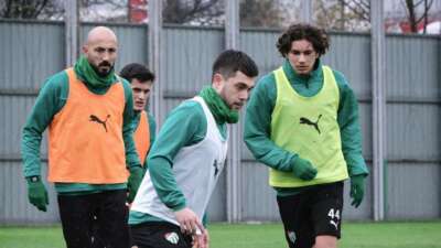 Bursaspor’da Vefa’nın lisansı çıktı