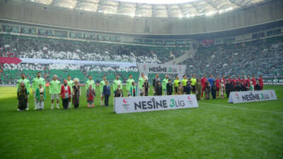 Bursaspor taraftarlarından Filistin’e destek