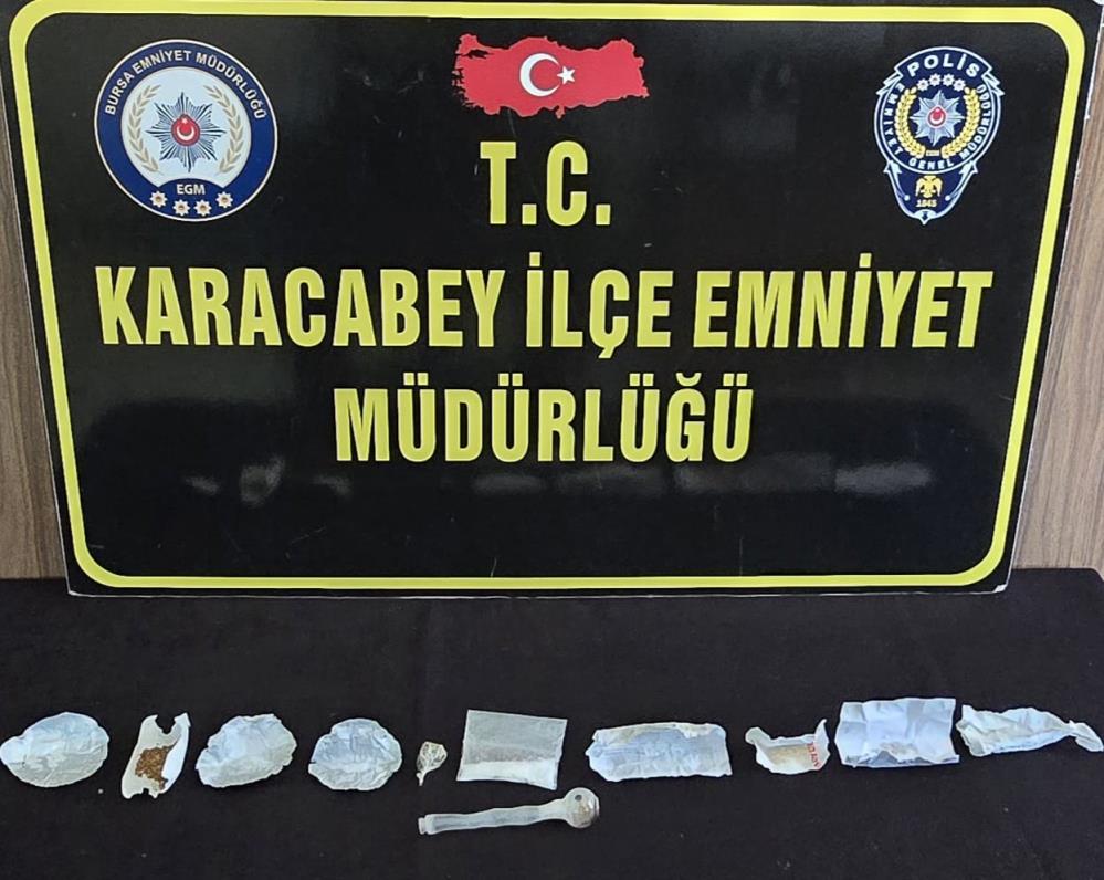 Karacabey ilçesinde düzenlenen uyuşturucu operasyonunda,
