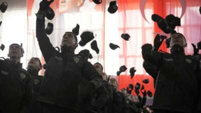 Bursa’da eğitimlerini tamamlayan 388 çarşı