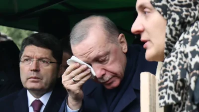 Cumhurbaşkanı Erdoğan Cenazede gözyaşlarına hakim olamadı