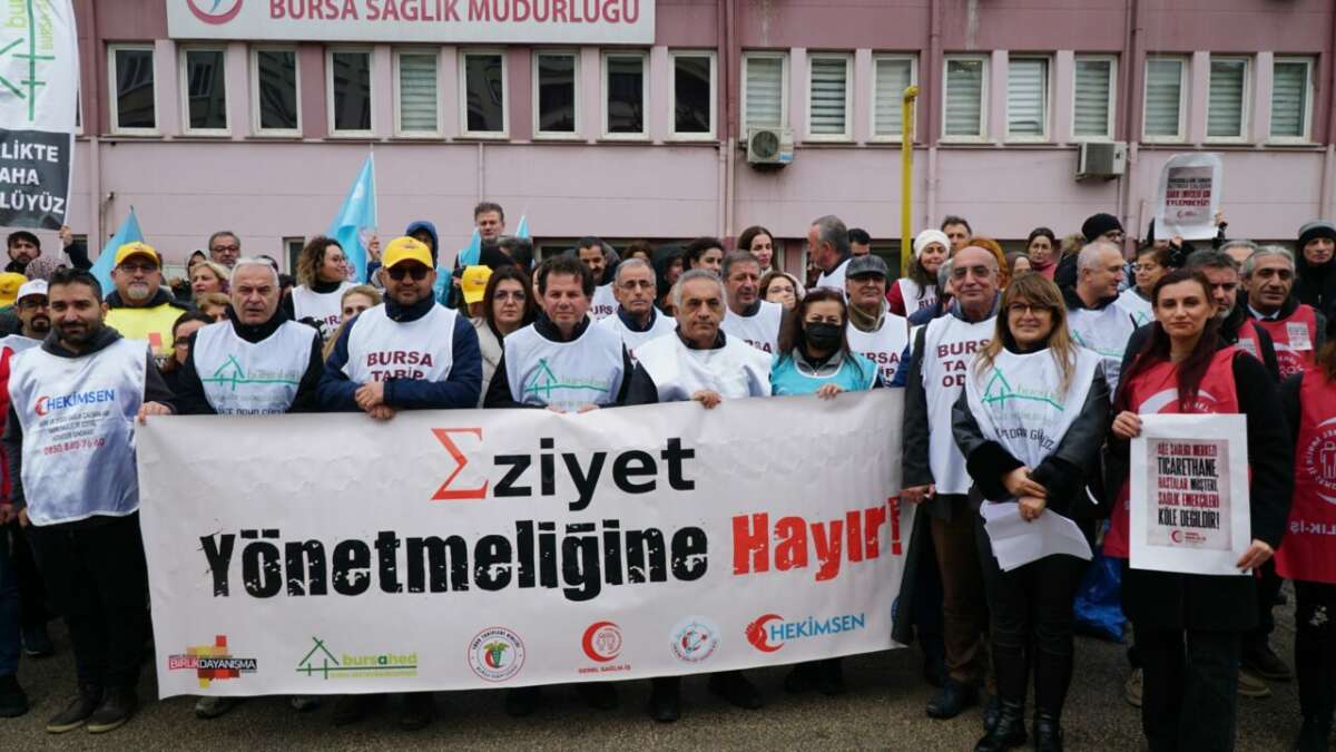 Sağlık çalışanları, çalışma koşullarını ve