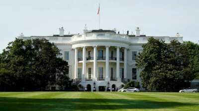 Beyaz Saray: “ABD’ye kaçak giren herkes suçlu kabul edilecek”