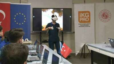Bursa’da ”AR/VR/XR” eğitimi: Geleceğin mesleği olarak görülüyor…