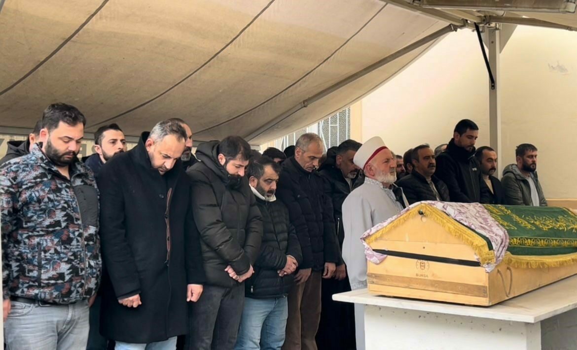 Bursa’da “kıskançlık bahanesiyle” erkek arkadaşı