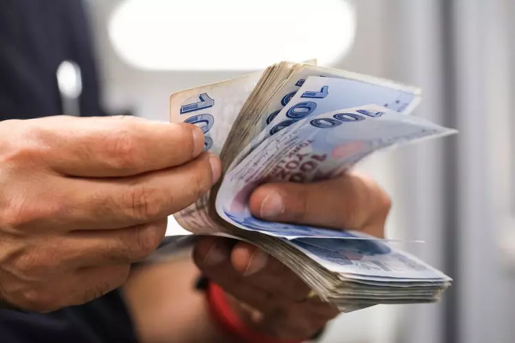 Bakan Işıkhan müjdeyi verdi: Zam farkları bugün hesaplarda