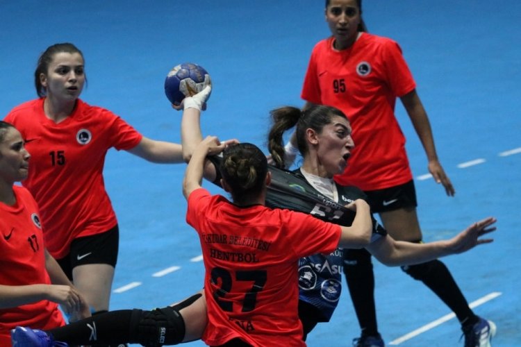 Kadınlar Hentbol Süper Ligi'nde