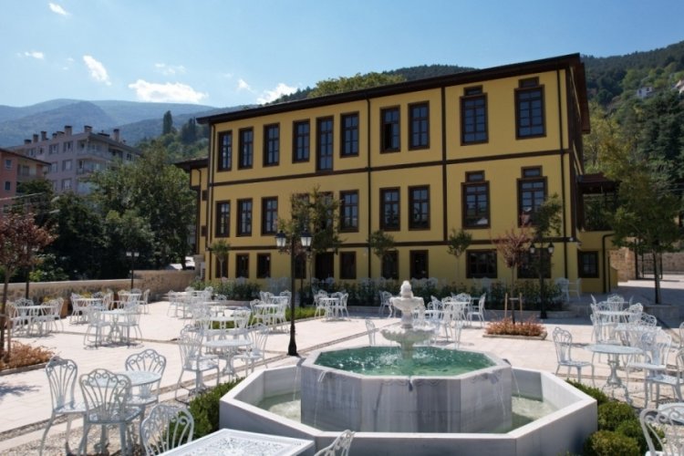 Alev Alatlı Bursa Yıldırım’da anıldı Yıldırım Belediyesi, Cumhurbaşkanlığı Kültür