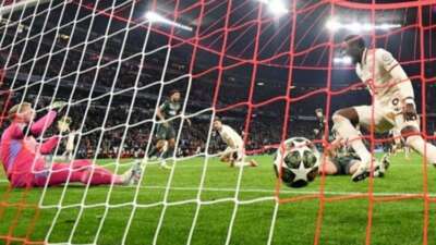 Şampiyonlar Ligi’nde 4 takım tur atladı