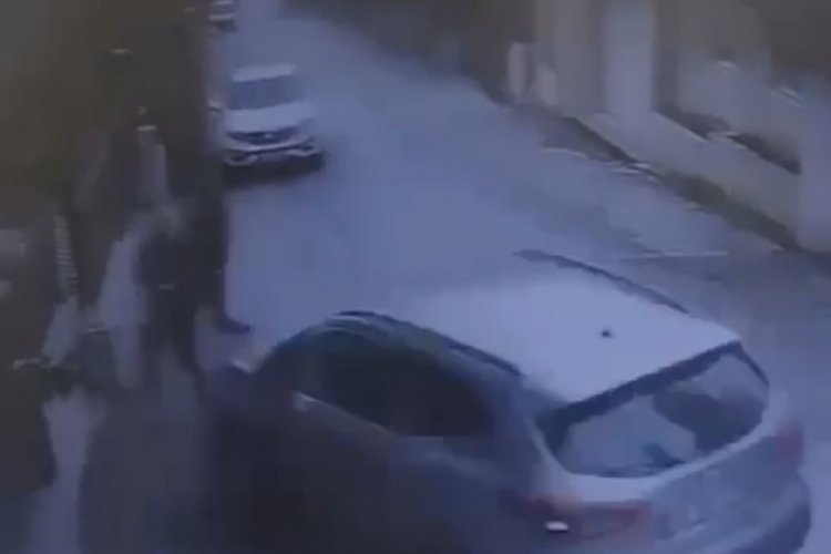 Bursa'da sürücü aracını park etmek