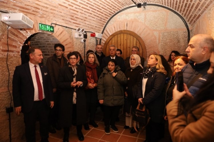 Bursa Büyükşehir Belediyesi, İngiliz Gezgin