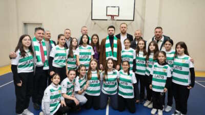 Bursa’da öğrencilerin Bursaspor forması sevinci