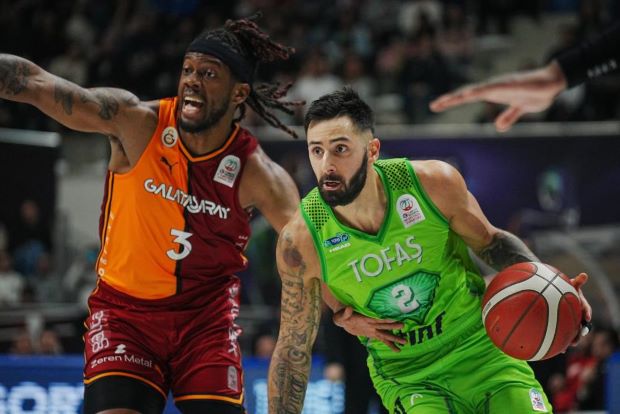 TOFAŞ, Galatasaray’a acımadı Türkiye Sigorta Basketbol Süper