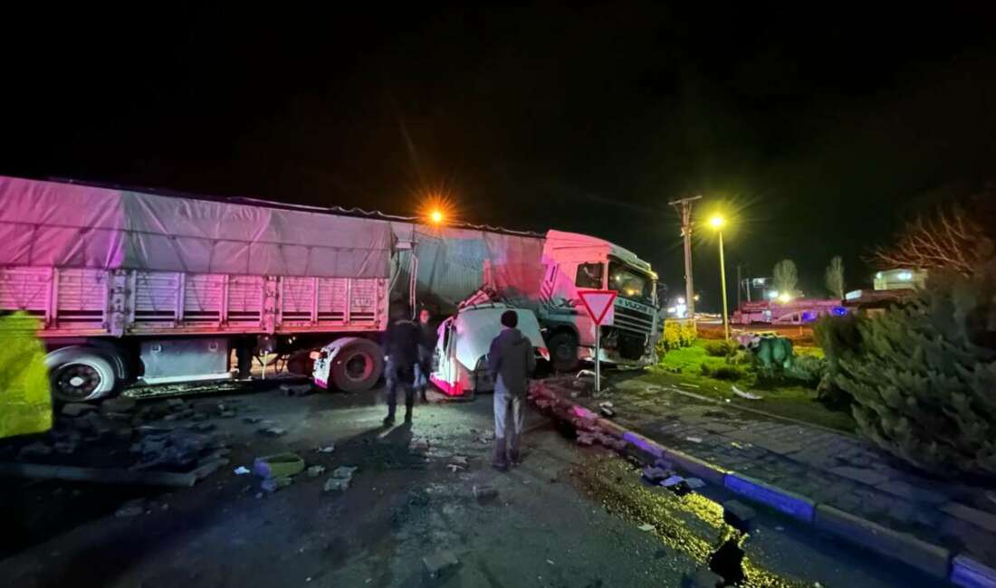 Bursa'nın Karacabey ilçesinde kavşakta