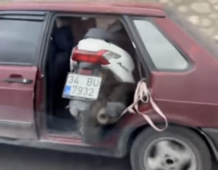 Bursa'da bir sürücü kapısız trafiğe