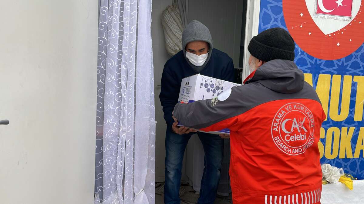 Bursa’dan deprem bölgesine yardım eli