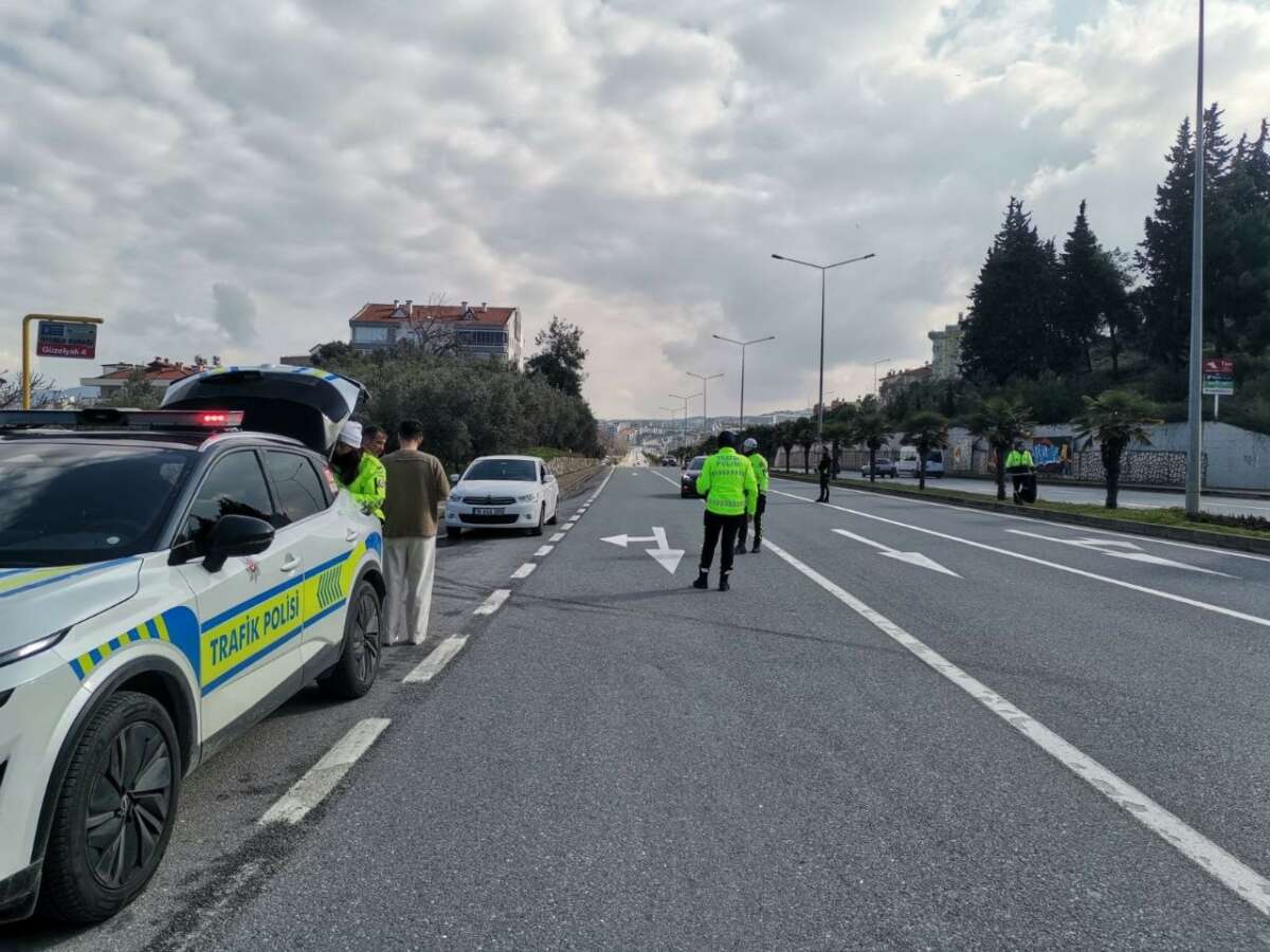 Hızlı sürücüler cezadan kaçamadı