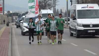 Sevgililer Günü’nde Bursaspor’un yanına böyle gittiler