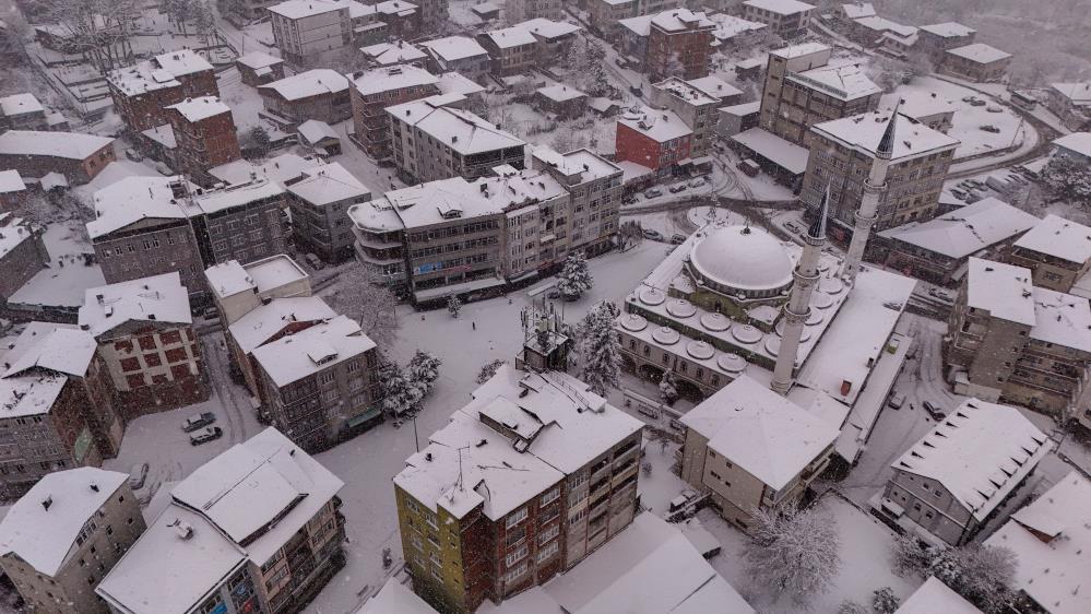 Bursa'da kar yağışı etkisini