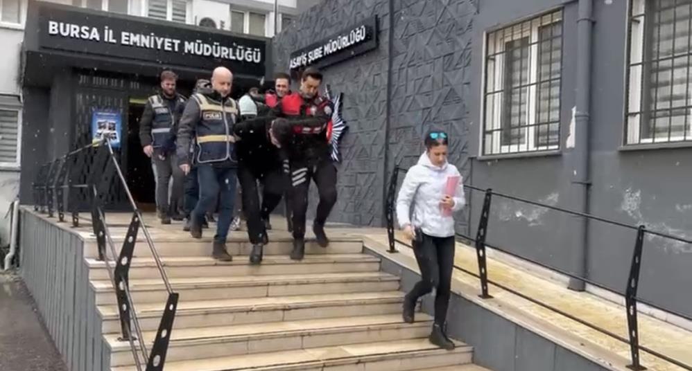 Bursa'da fuhuş çetelerine yönelik operasyon