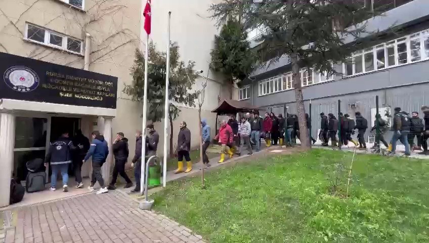 Bursa’da yabancı uyruklu şahısları kaçak
